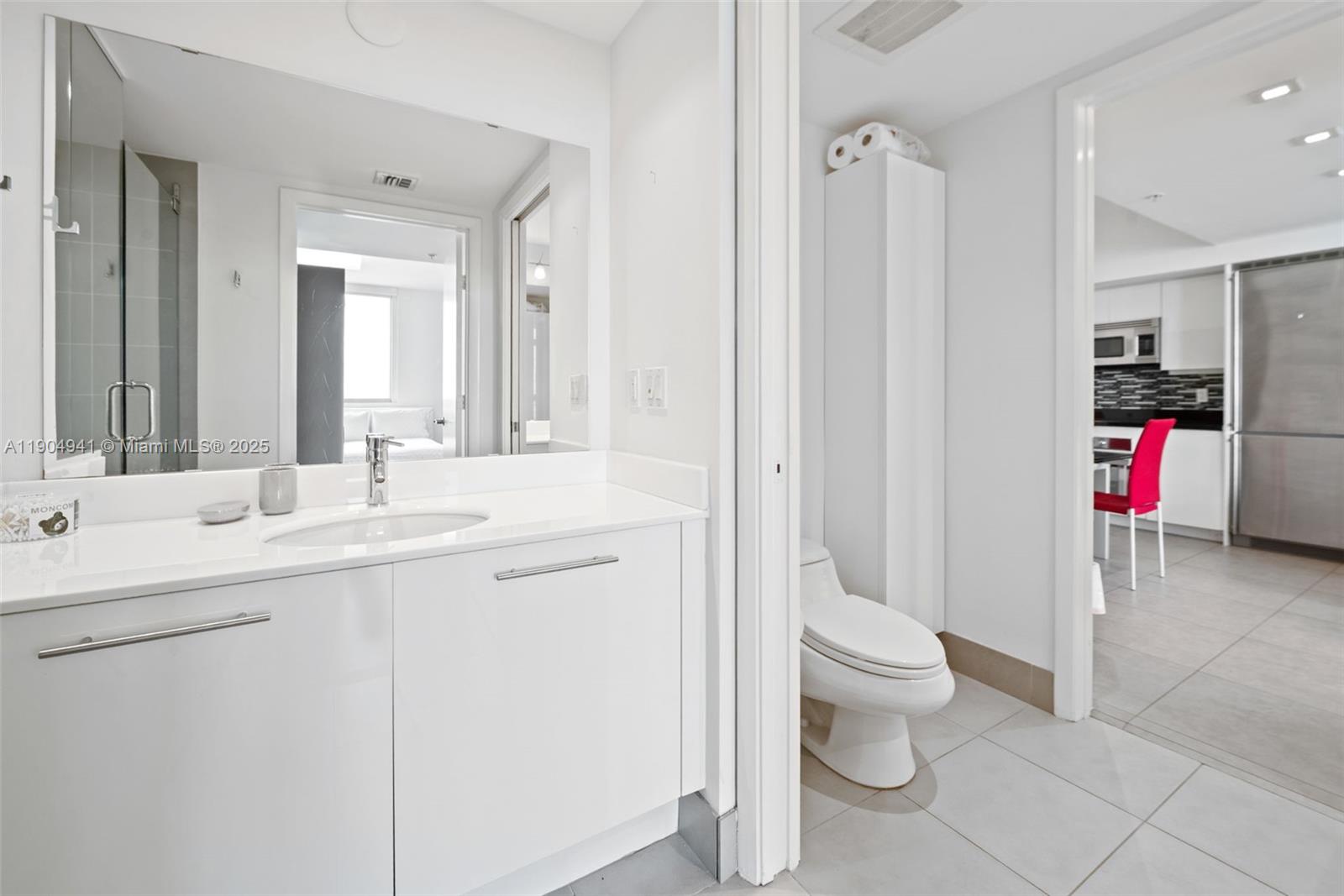 92 SW 3rd St #3809, Miami FL 33130
