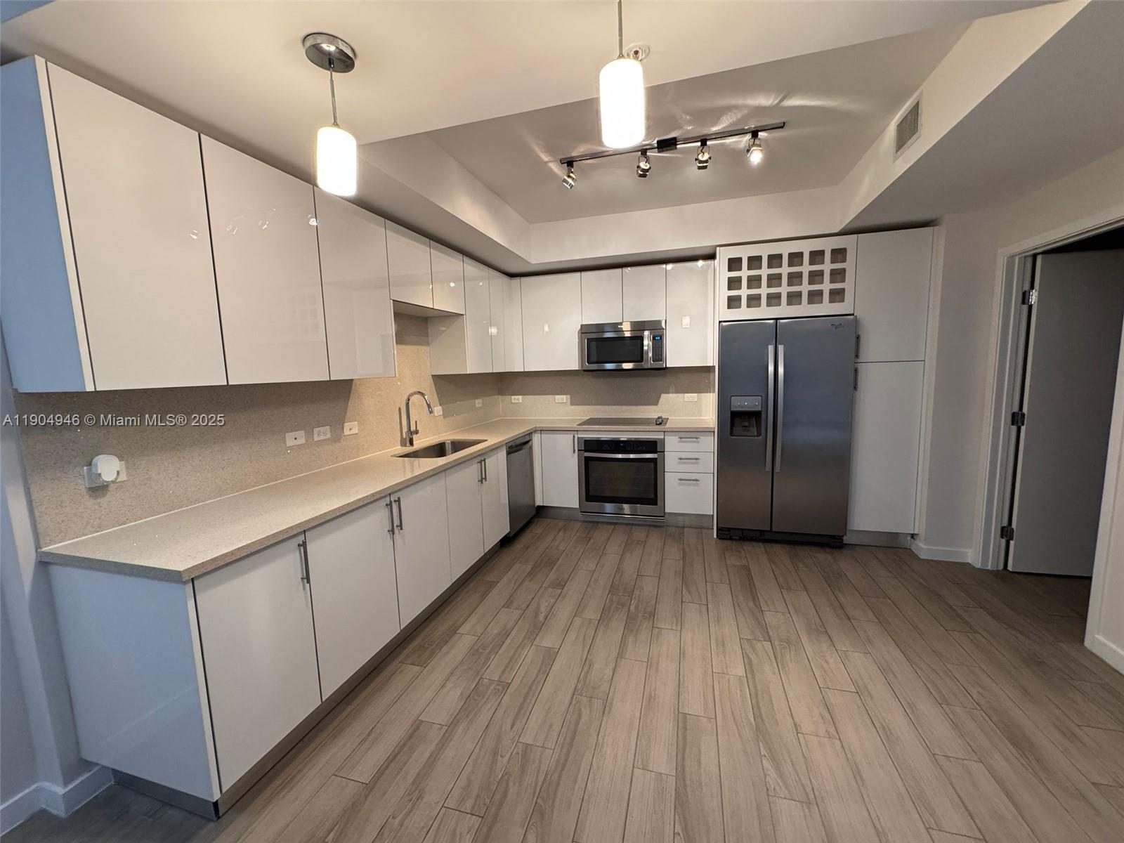 999 SW 1st Ave #2901, Miami FL 33130