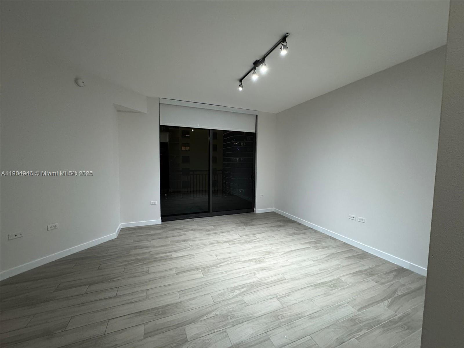 999 SW 1st Ave #2901, Miami FL 33130