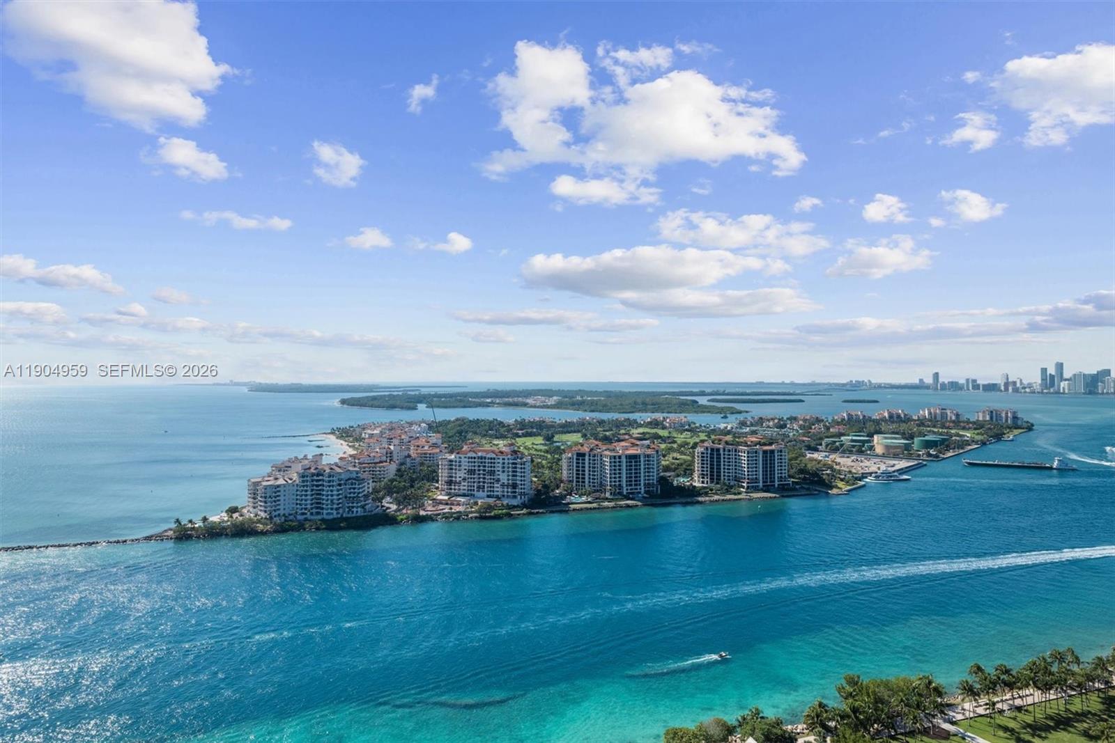 100 S Pointe Dr #3203, Miami Beach FL 33139
