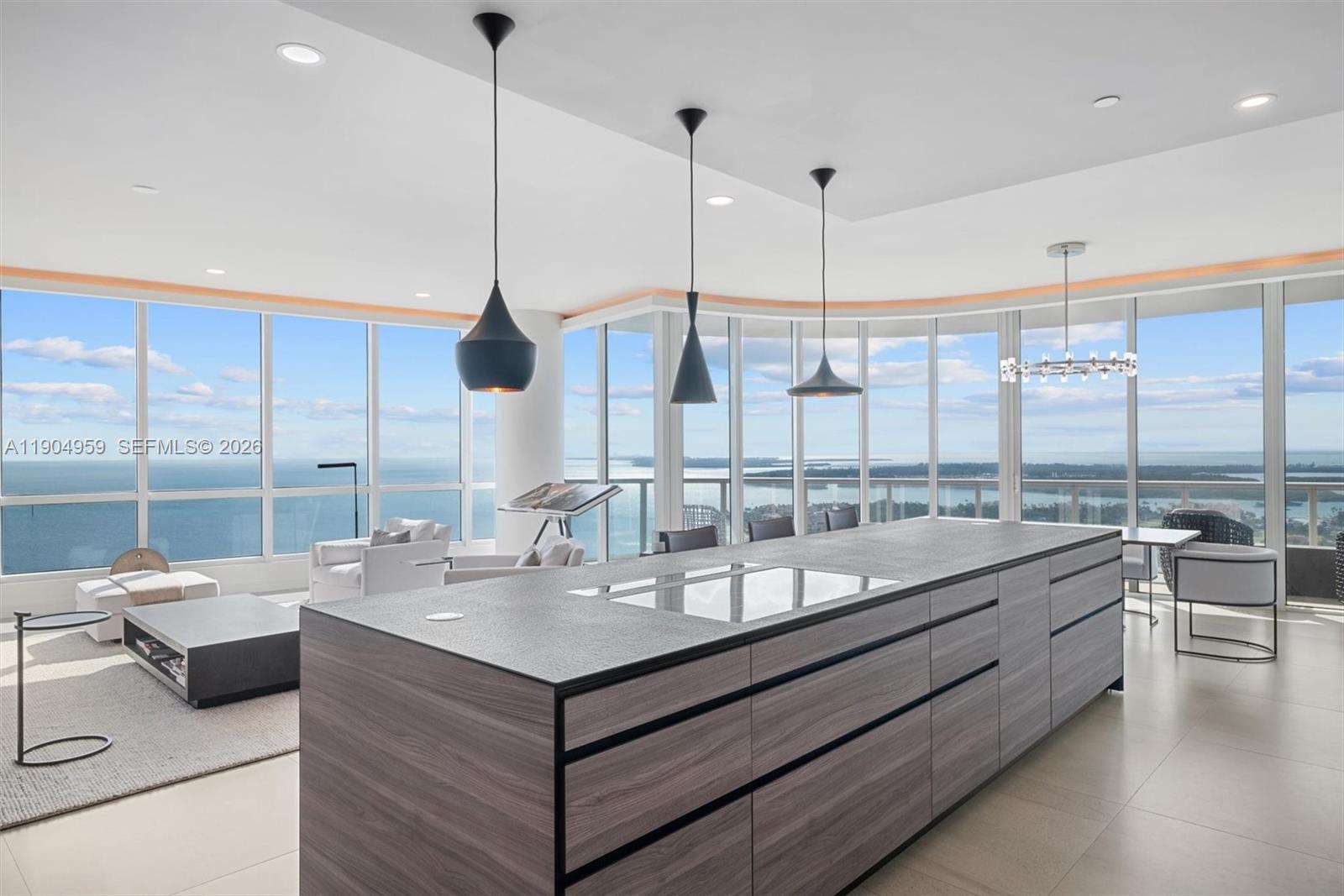 100 S Pointe Dr #3203, Miami Beach FL 33139