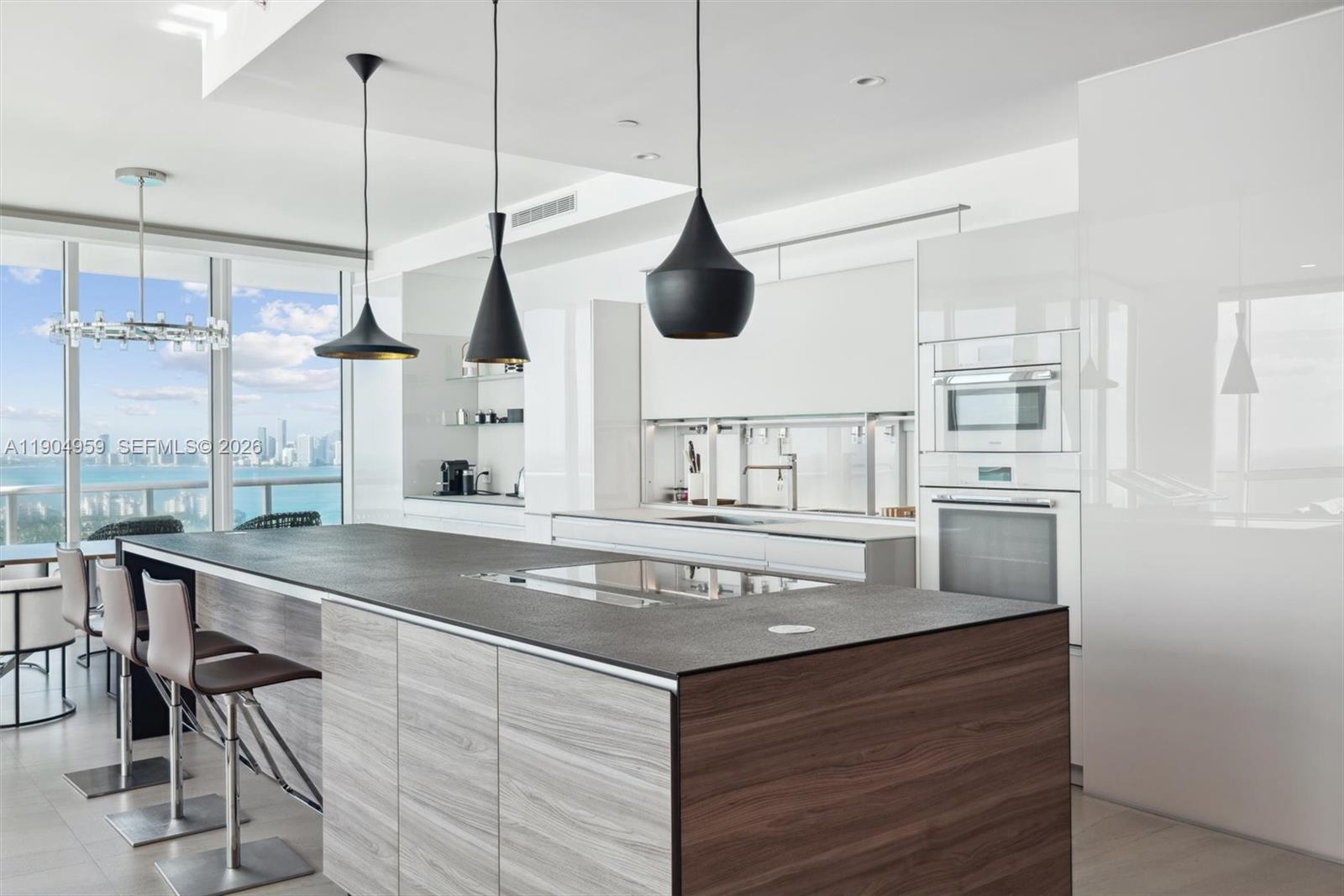 100 S Pointe Dr #3203, Miami Beach FL 33139