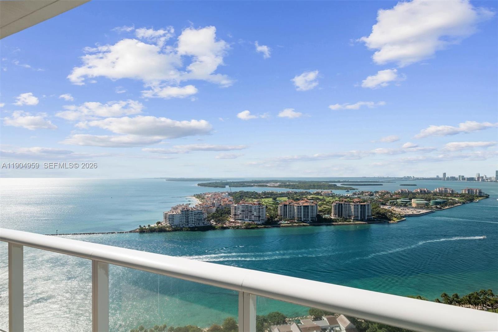 100 S Pointe Dr #3203, Miami Beach FL 33139