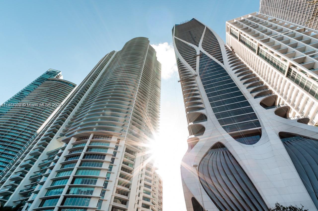 900 Biscayne Blvd #4112, Miami FL 33132