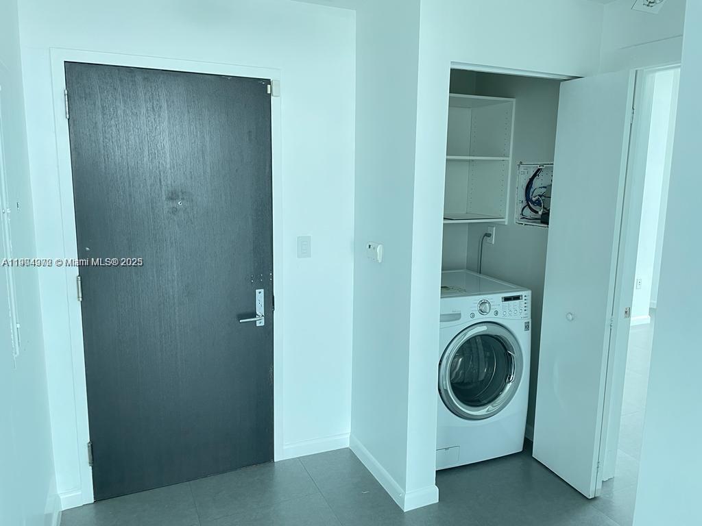 900 Biscayne Blvd #4112, Miami FL 33132