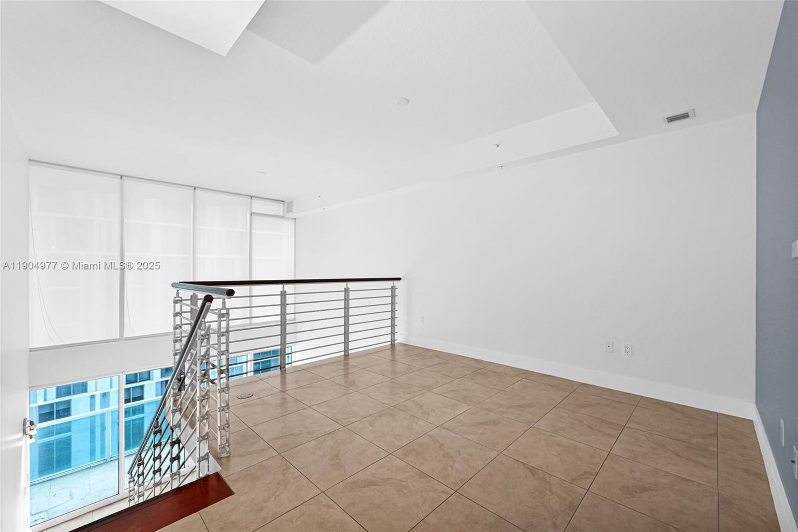 41 SE 5th St #604, Miami FL 33131