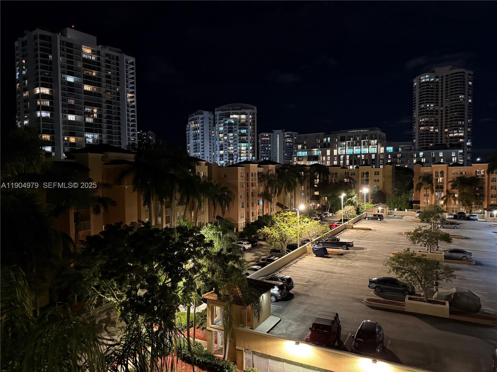 19701 E Country Club Dr #5601, Aventura FL 33180