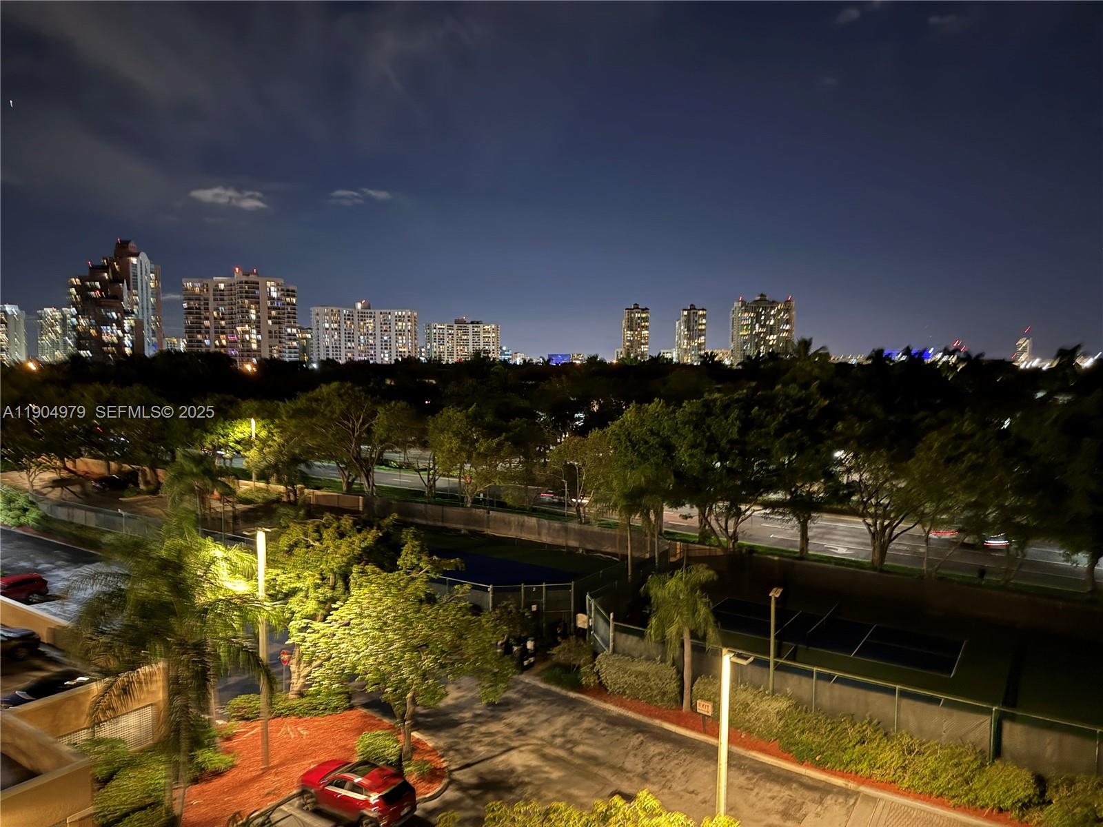 19701 E Country Club Dr #5601, Aventura FL 33180