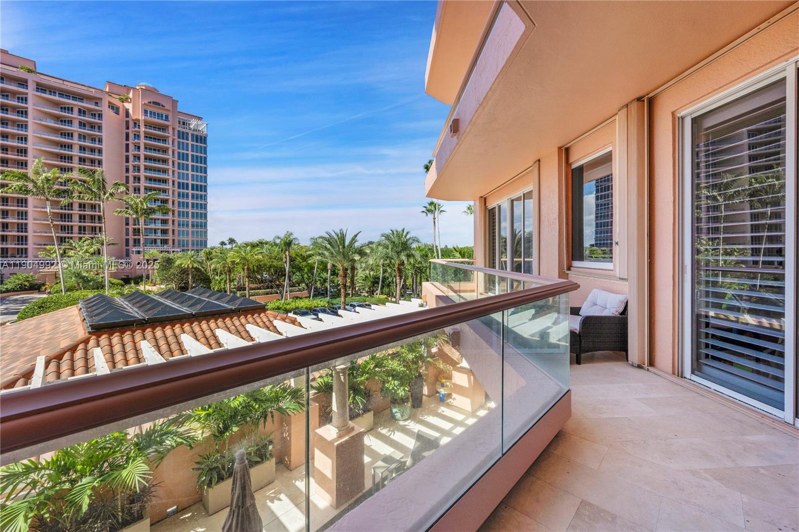 10 Edgewater Dr #4F, Coral Gables FL 33133
