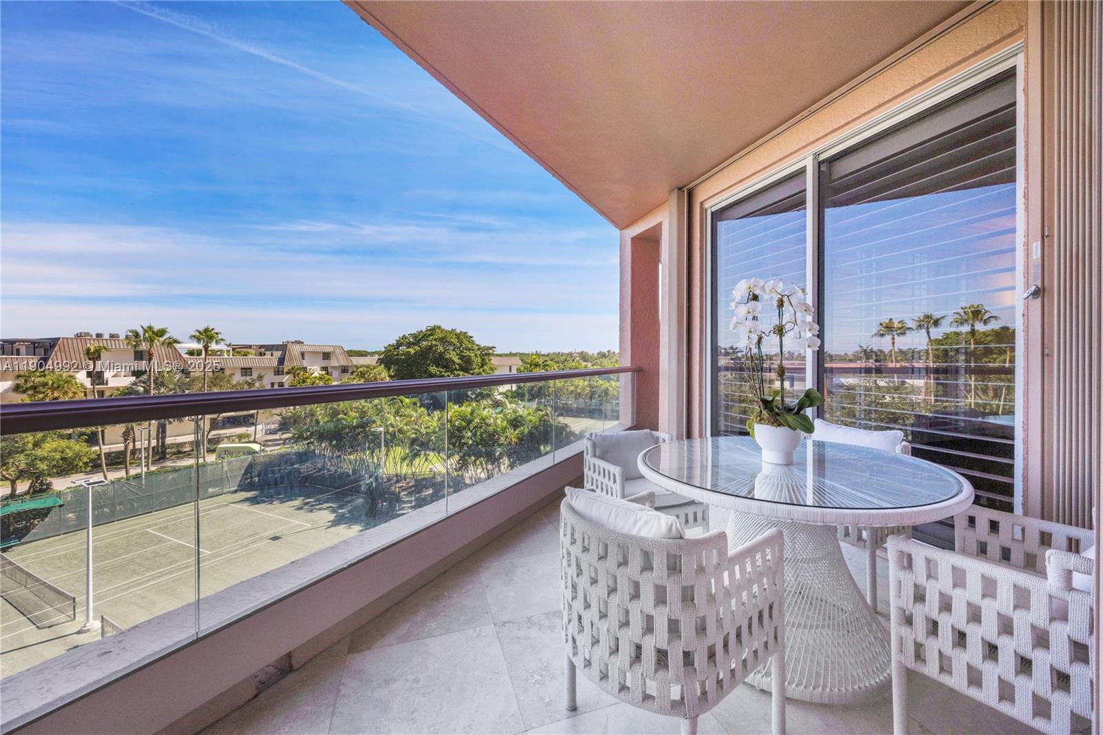 10 Edgewater Dr #4F, Coral Gables FL 33133