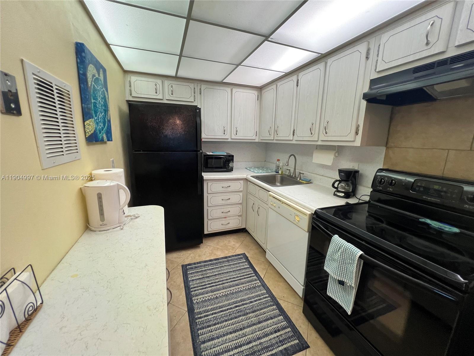 108 Bravado Ln #8, Palm Beach Shores FL 33404