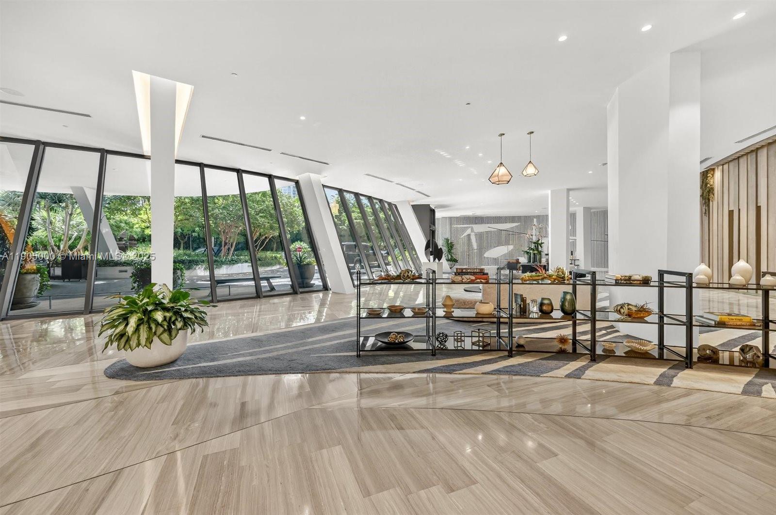 2821 S Bayshore Dr #11B, Miami FL 33133