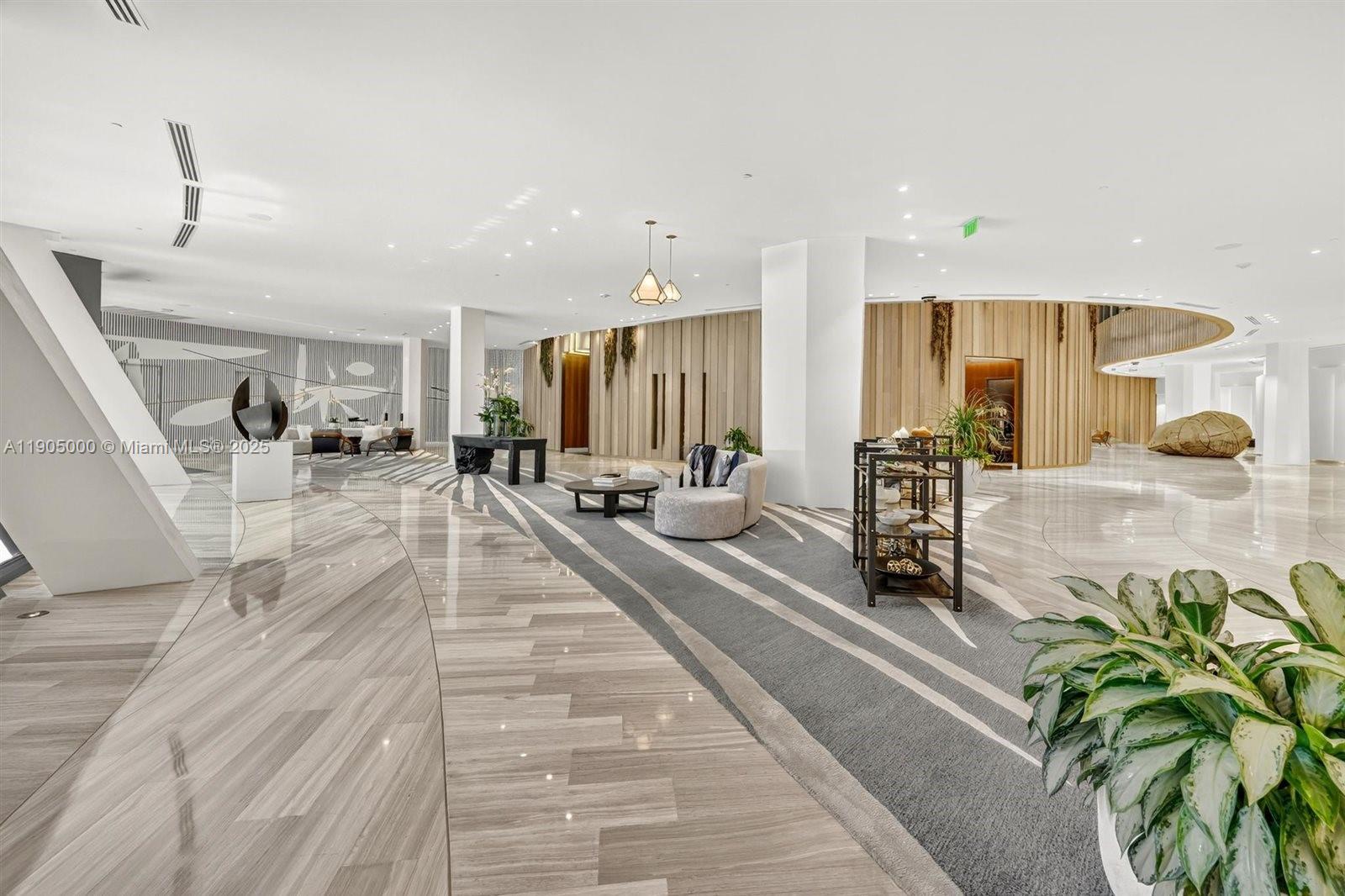 2821 S Bayshore Dr #11B, Miami FL 33133
