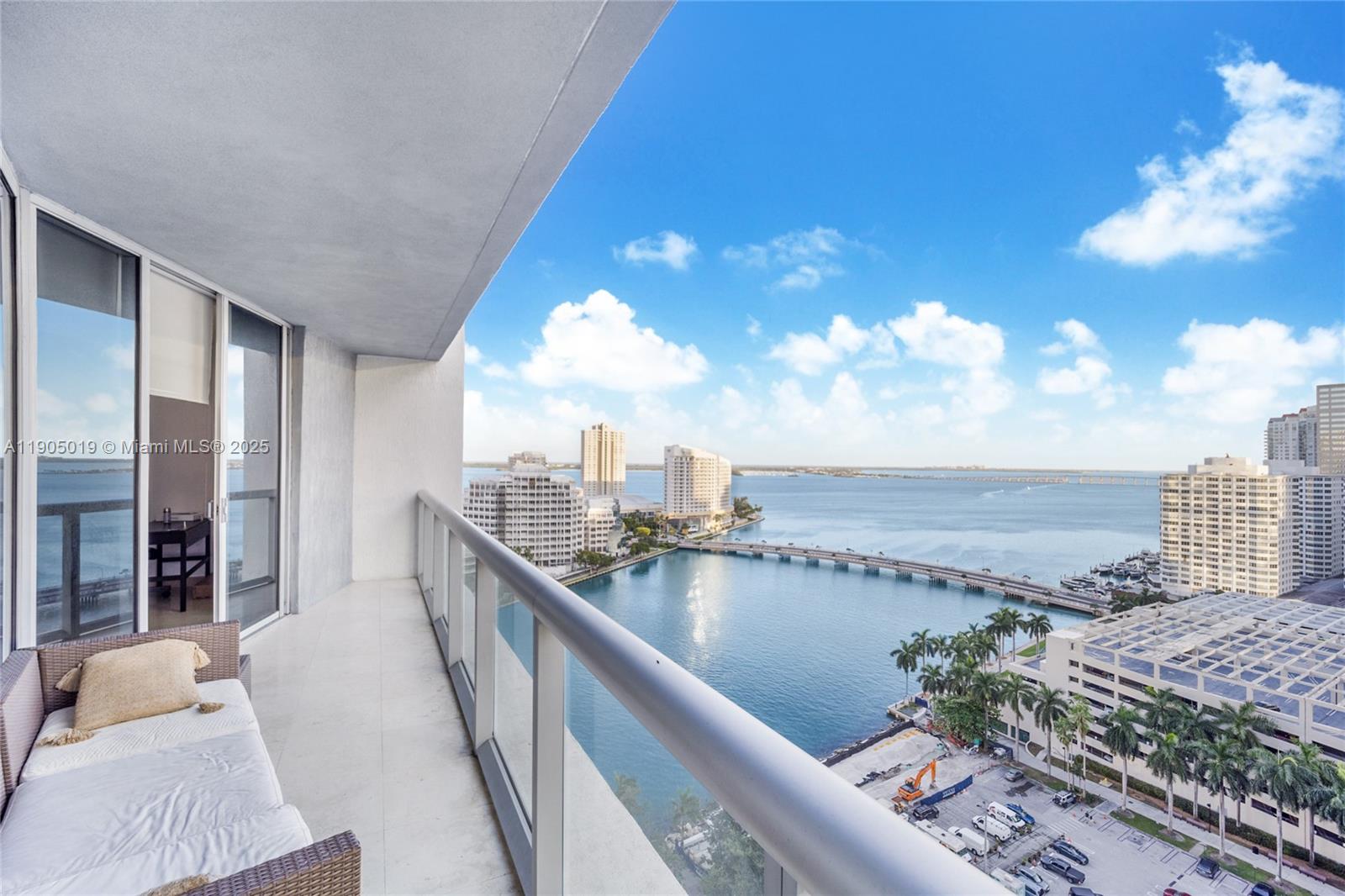 Miami FL 33131 - A11905019
