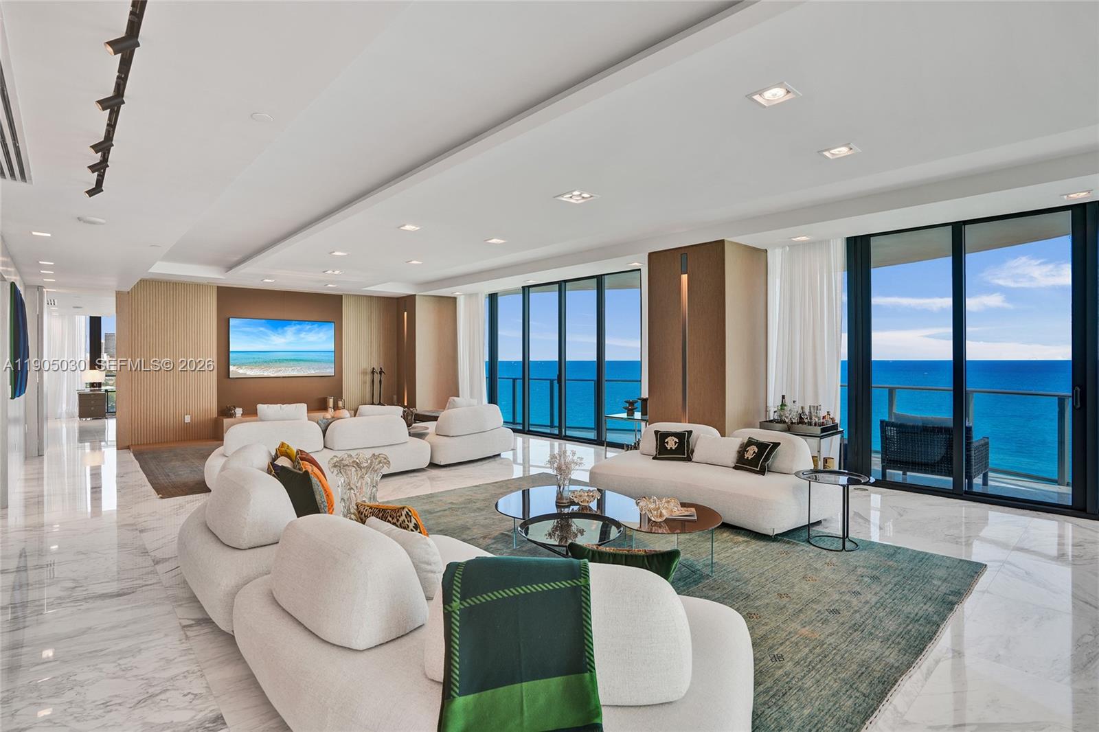 19575 Collins Ave #16, Sunny Isles Beach FL 33160