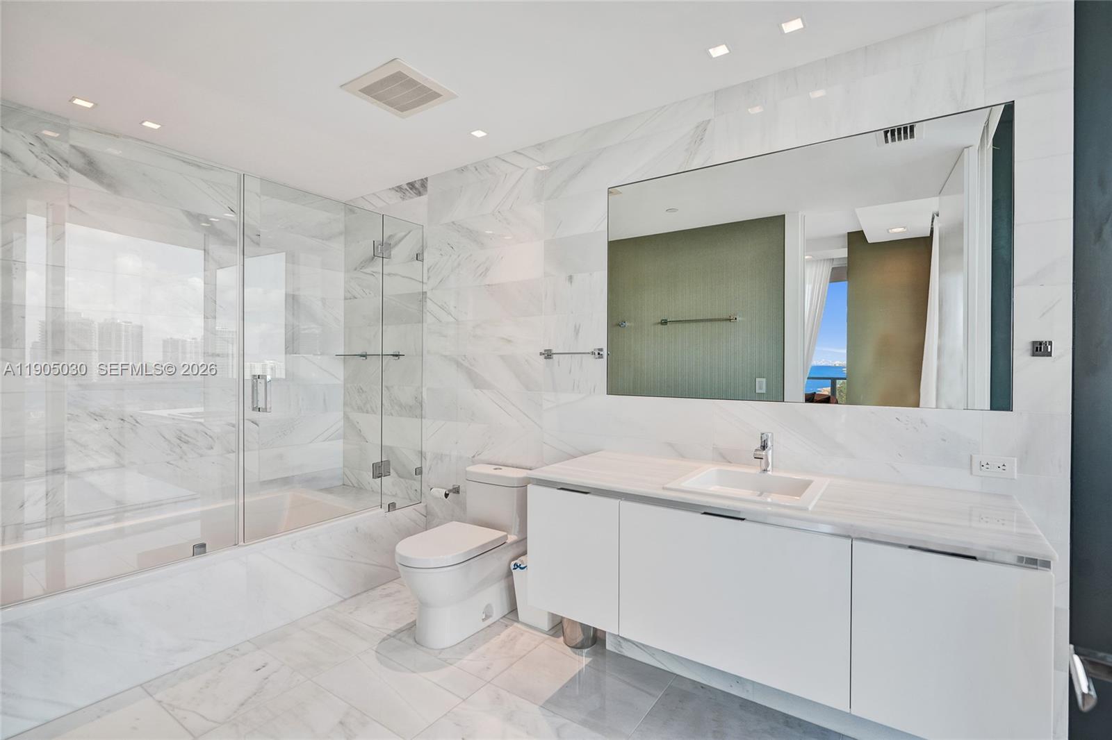 19575 Collins Ave #16, Sunny Isles Beach FL 33160