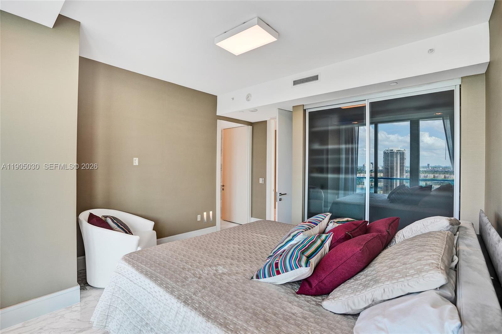 19575 Collins Ave #16, Sunny Isles Beach FL 33160