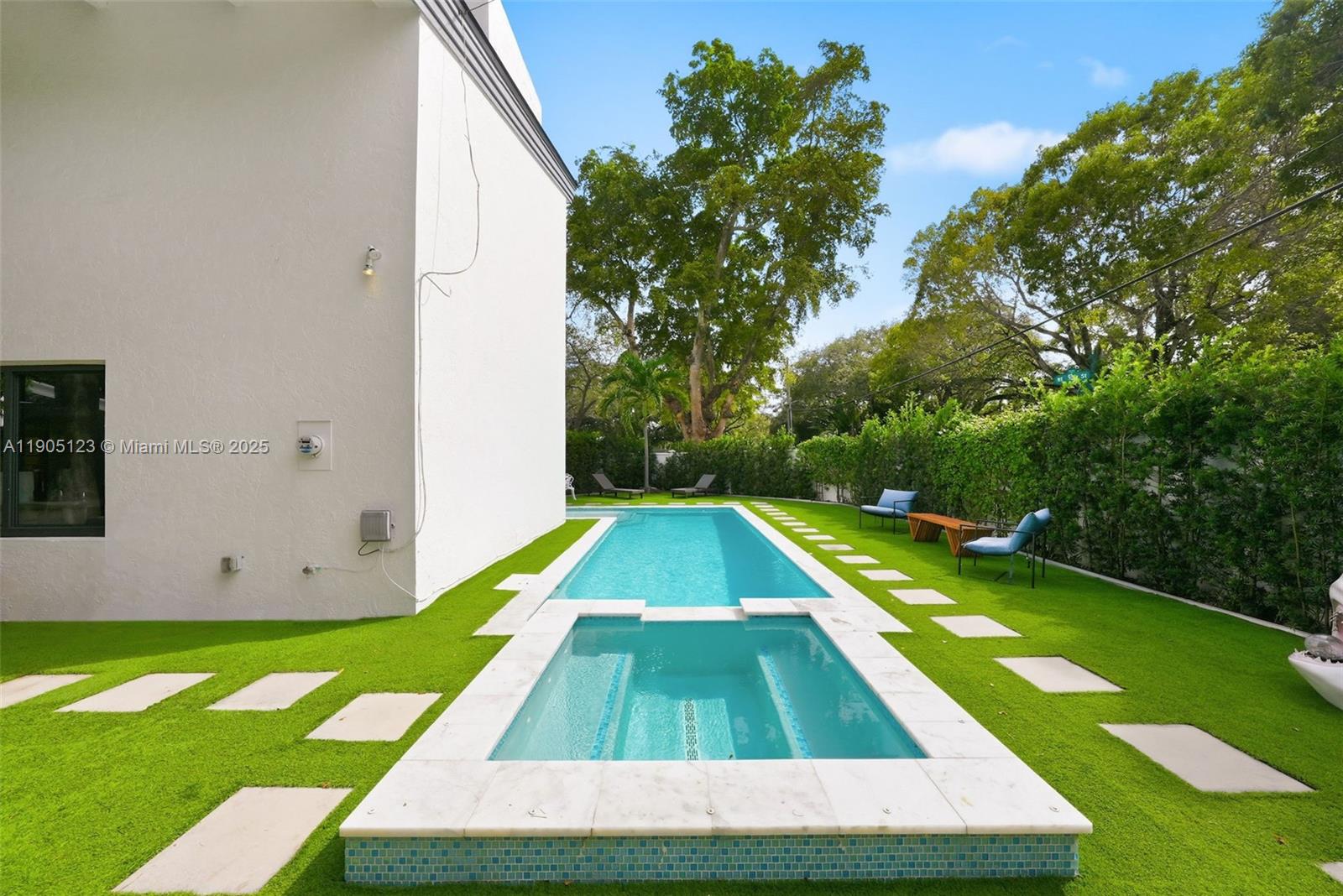 9200 NE 12th Ave, Miami Shores FL 33138