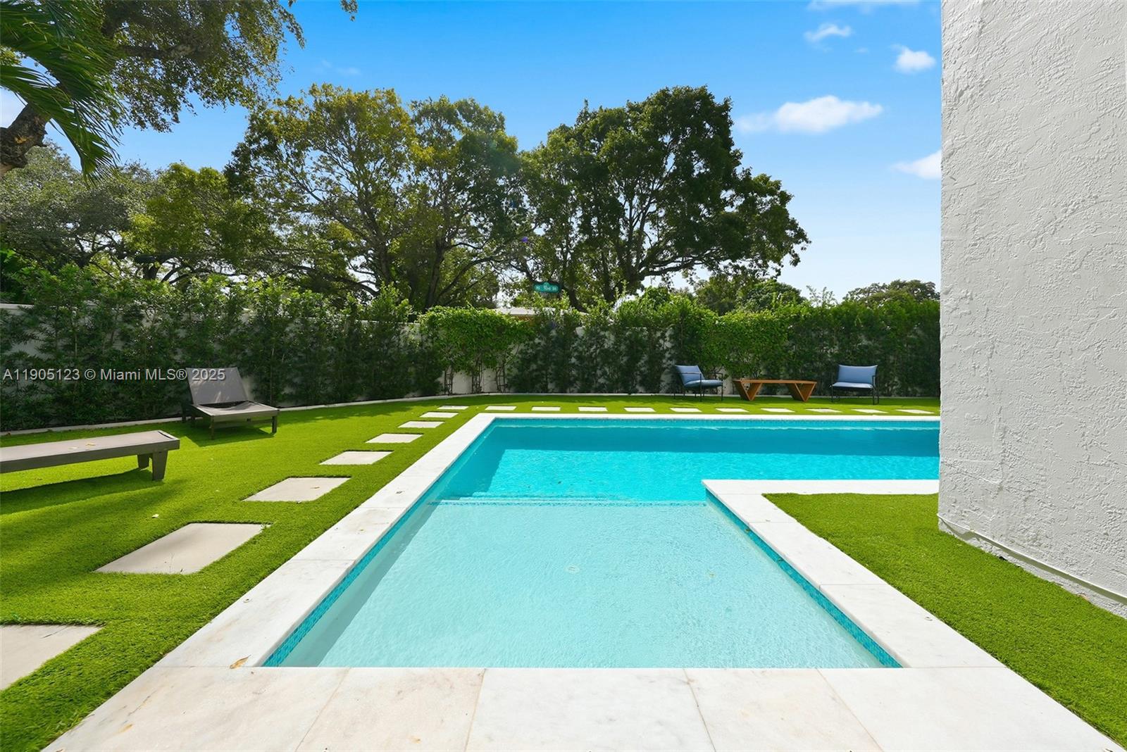 9200 NE 12th Ave, Miami Shores FL 33138