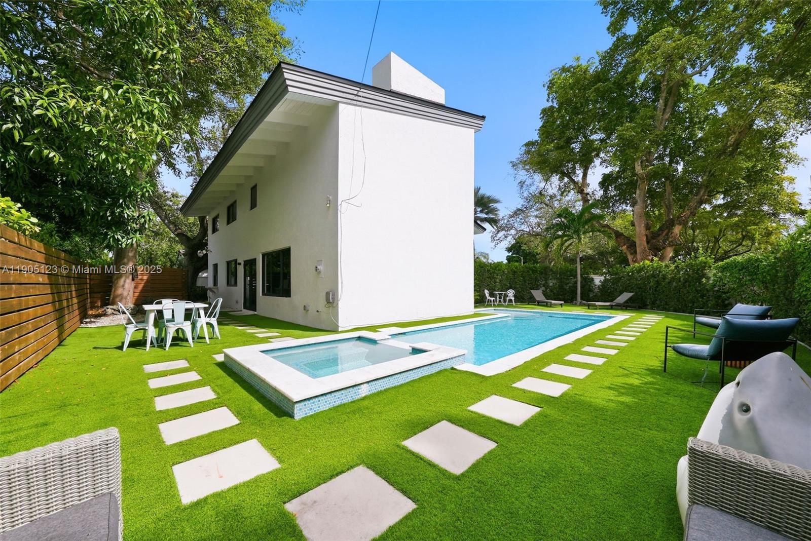 9200 NE 12th Ave, Miami Shores FL 33138