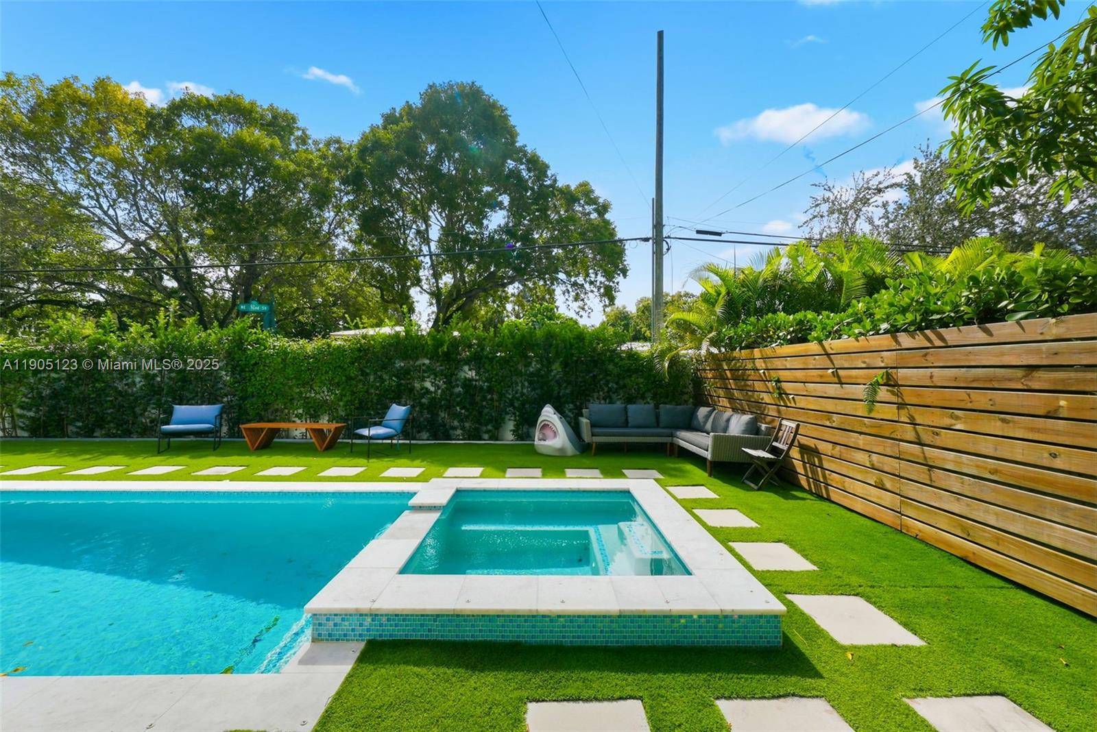 9200 NE 12th Ave, Miami Shores FL 33138