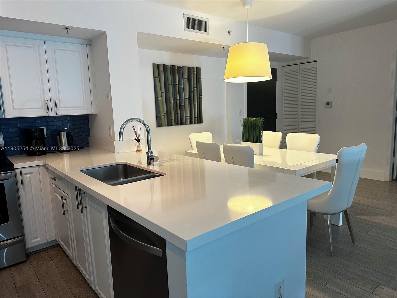 90 Alton Rd #1804, Miami Beach FL 33139