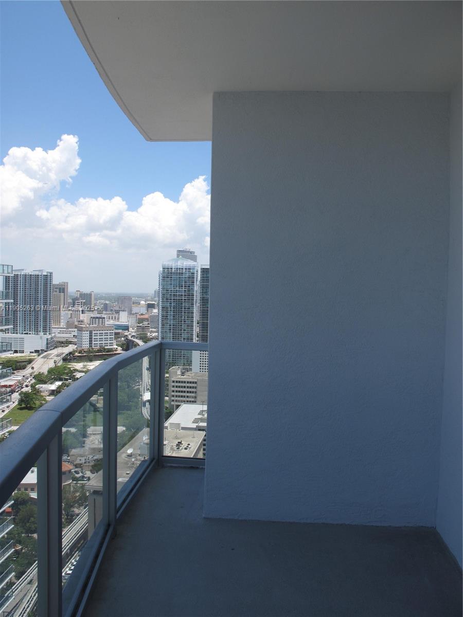 1060 Brickell Ave #3615, Miami FL 33131