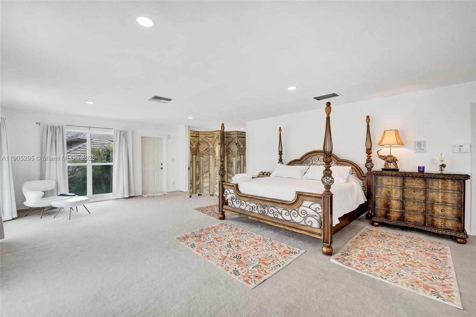 2889 NE 35th St, Fort Lauderdale FL 33306