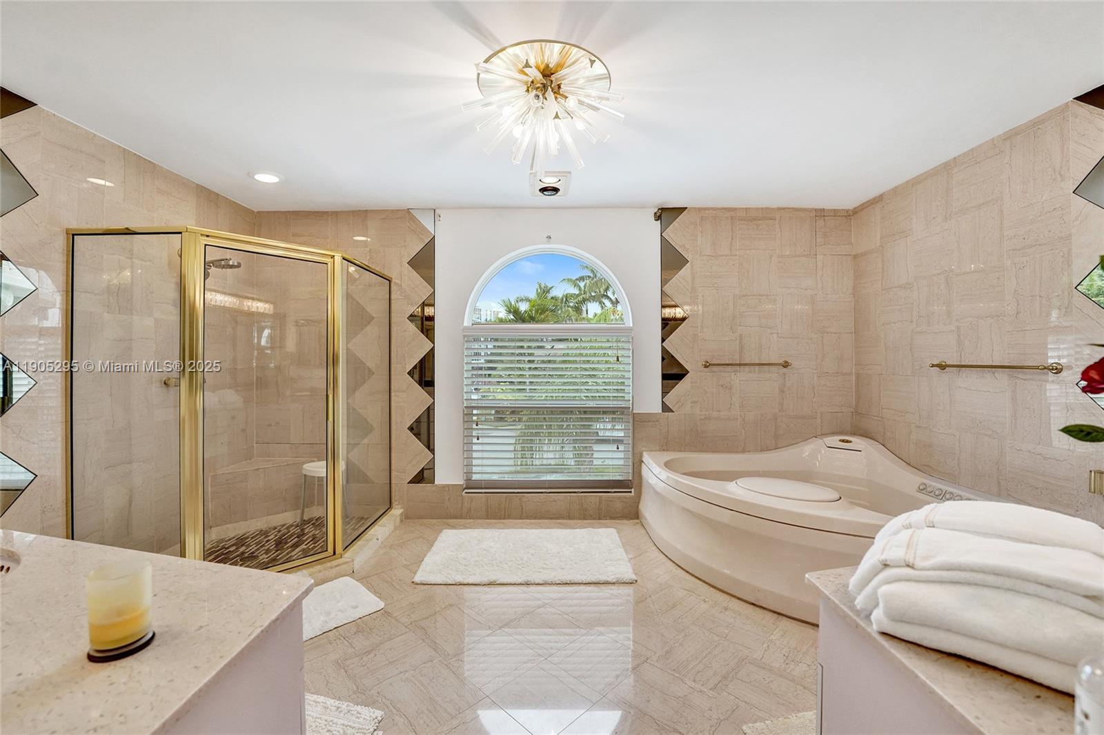 2889 NE 35th St, Fort Lauderdale FL 33306