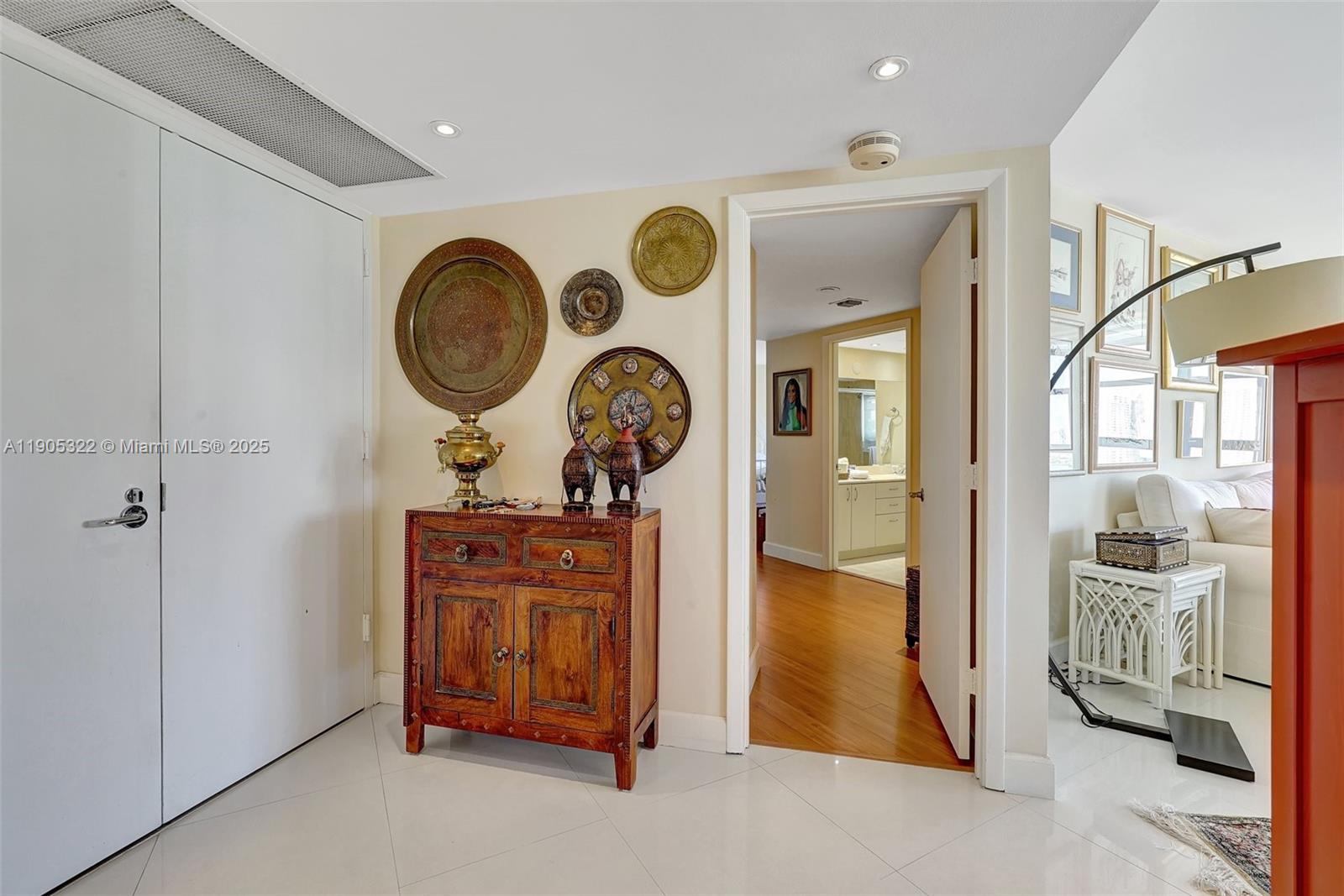 1000 Island Blvd #2004, Aventura FL 33160