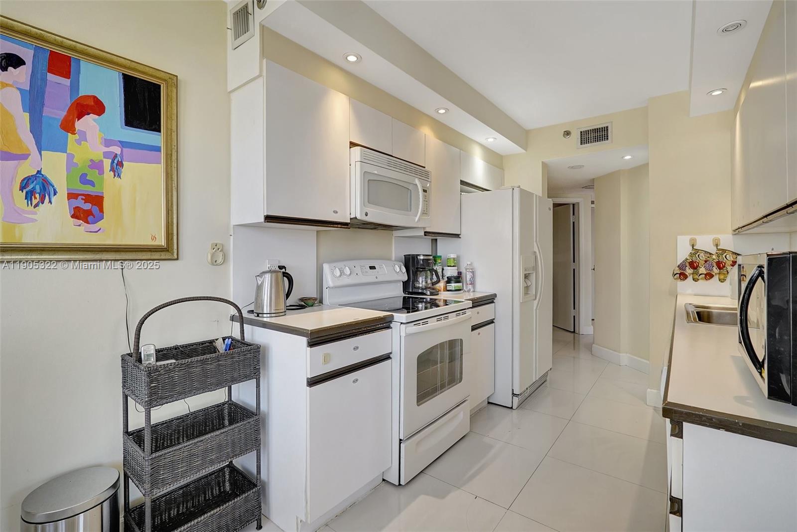 1000 Island Blvd #2004, Aventura FL 33160