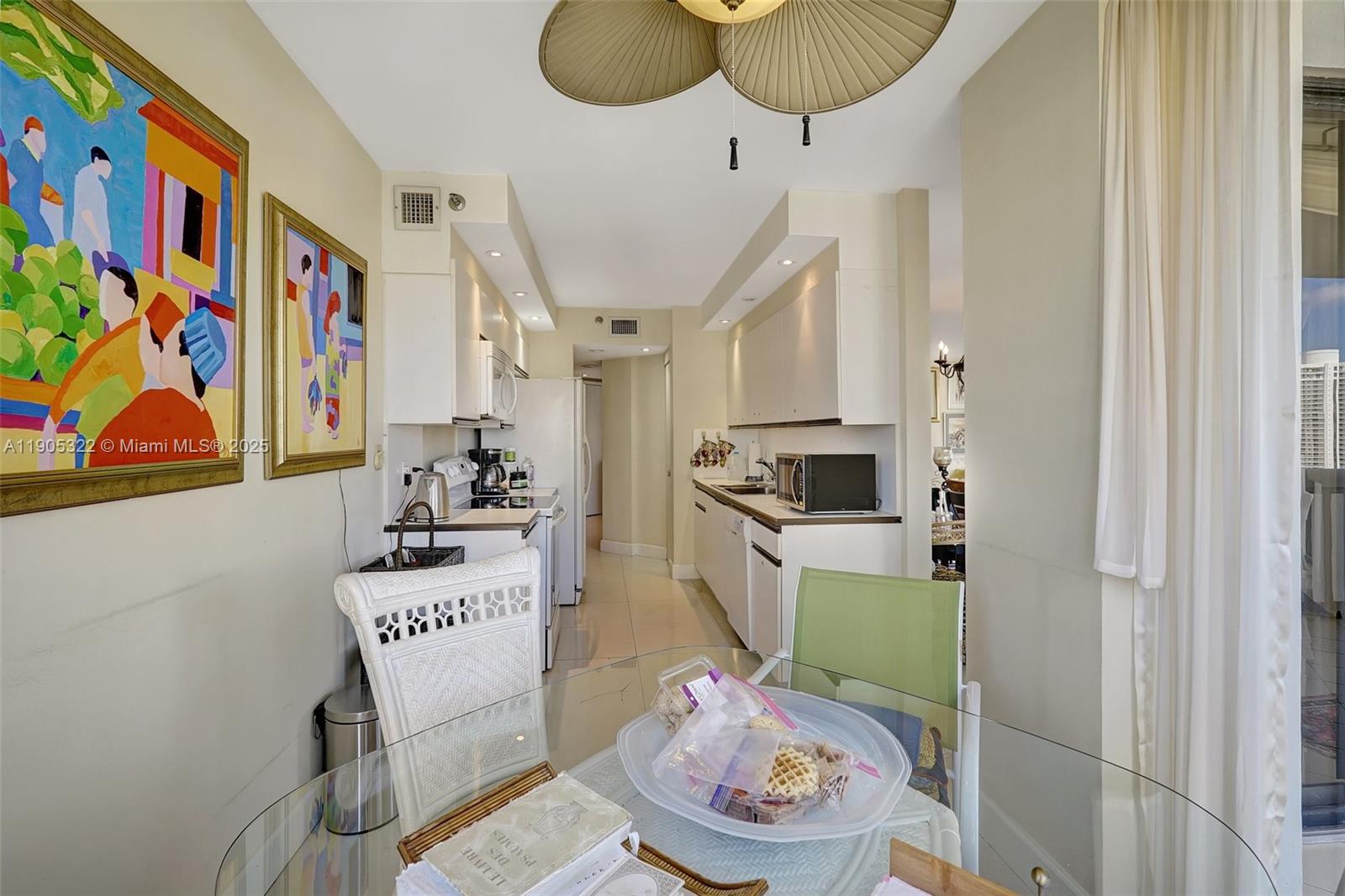 1000 Island Blvd #2004, Aventura FL 33160
