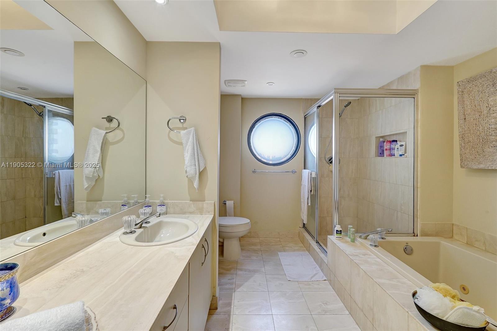 1000 Island Blvd #2004, Aventura FL 33160