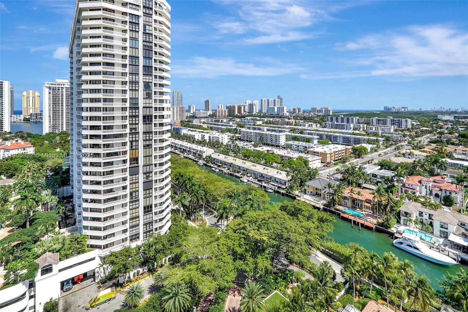 1000 Island Blvd #2004, Aventura FL 33160