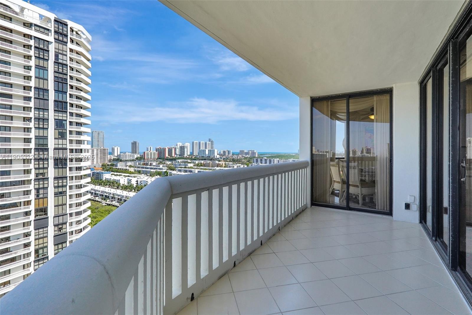1000 Island Blvd #2004, Aventura FL 33160