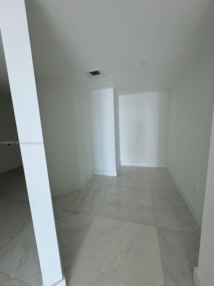 1300 S Miami Ave #4001, Miami FL 33130