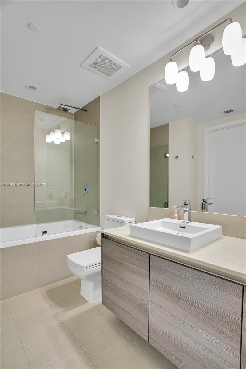 1080 Brickell Ave #3106, Miami FL 33131