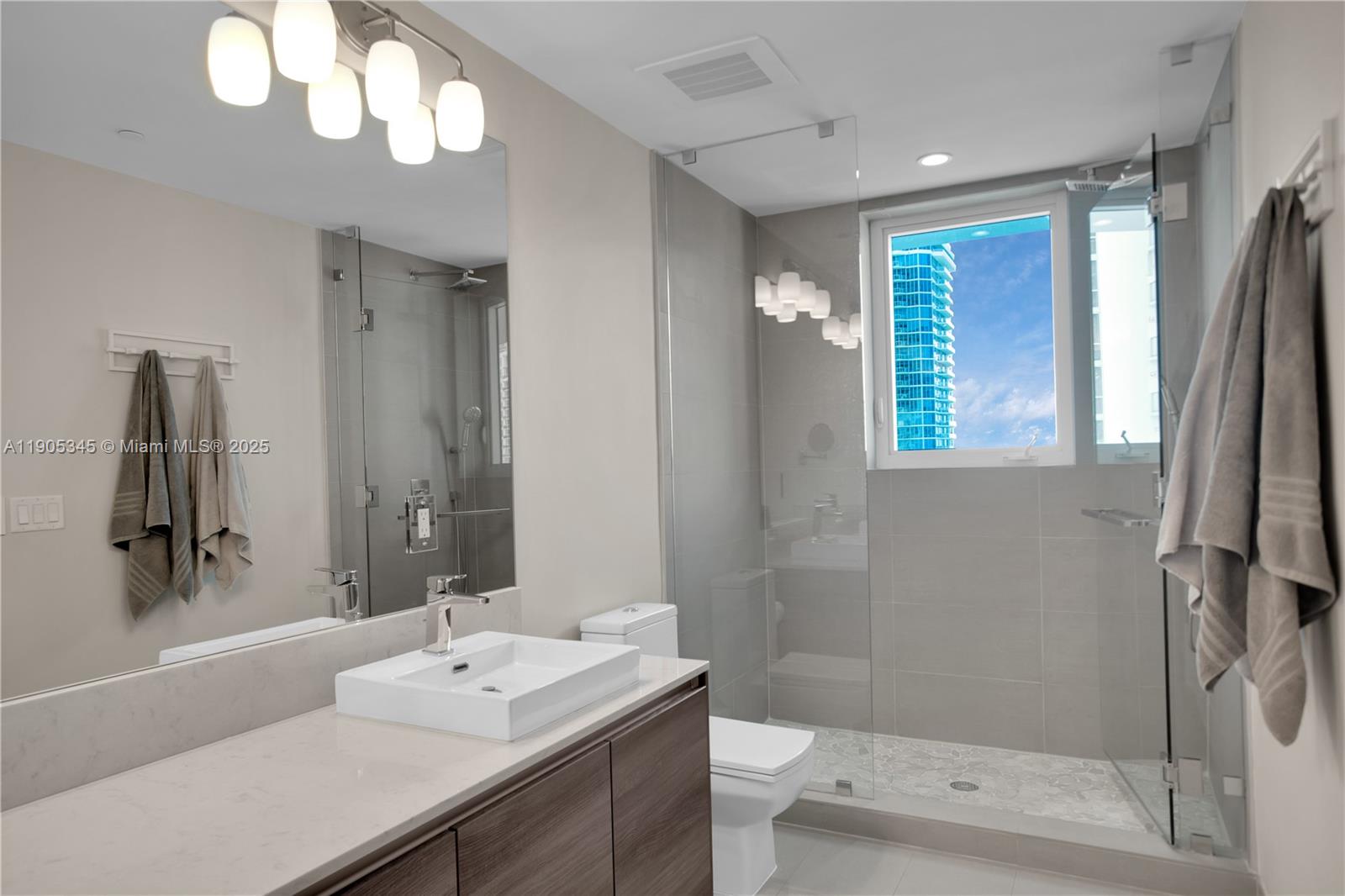 1080 Brickell Ave #3106, Miami FL 33131