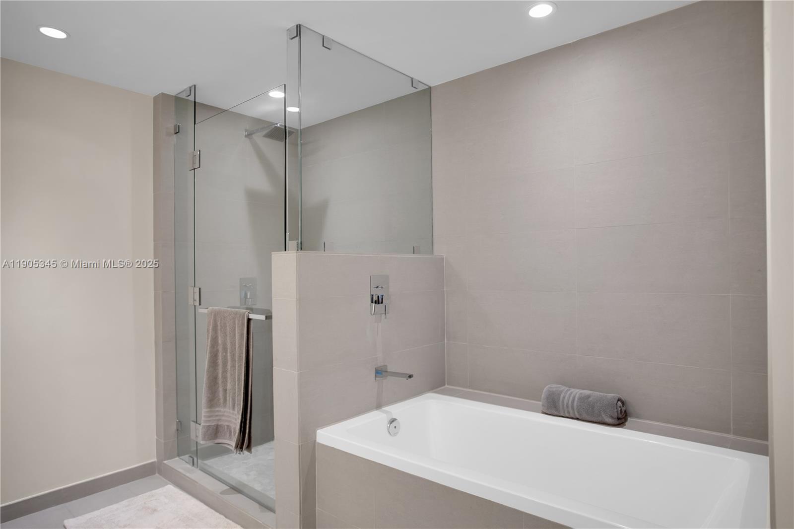 1080 Brickell Ave #3106, Miami FL 33131