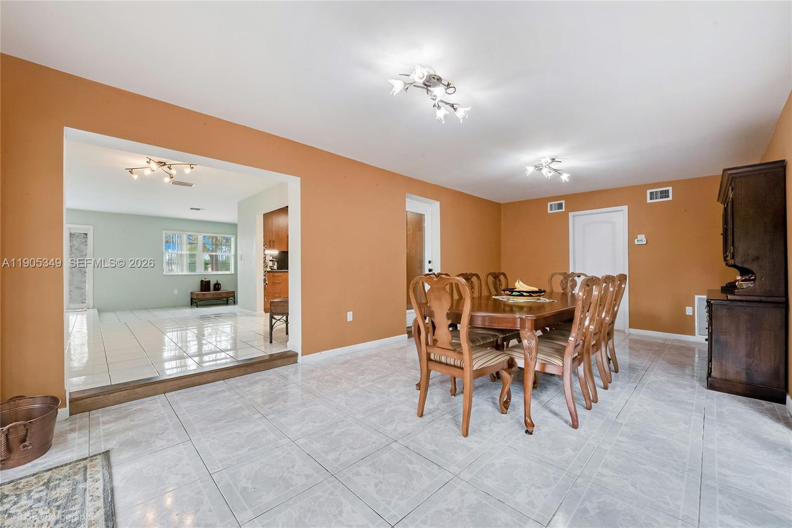 9500 SW 79th St, Miami FL 33173