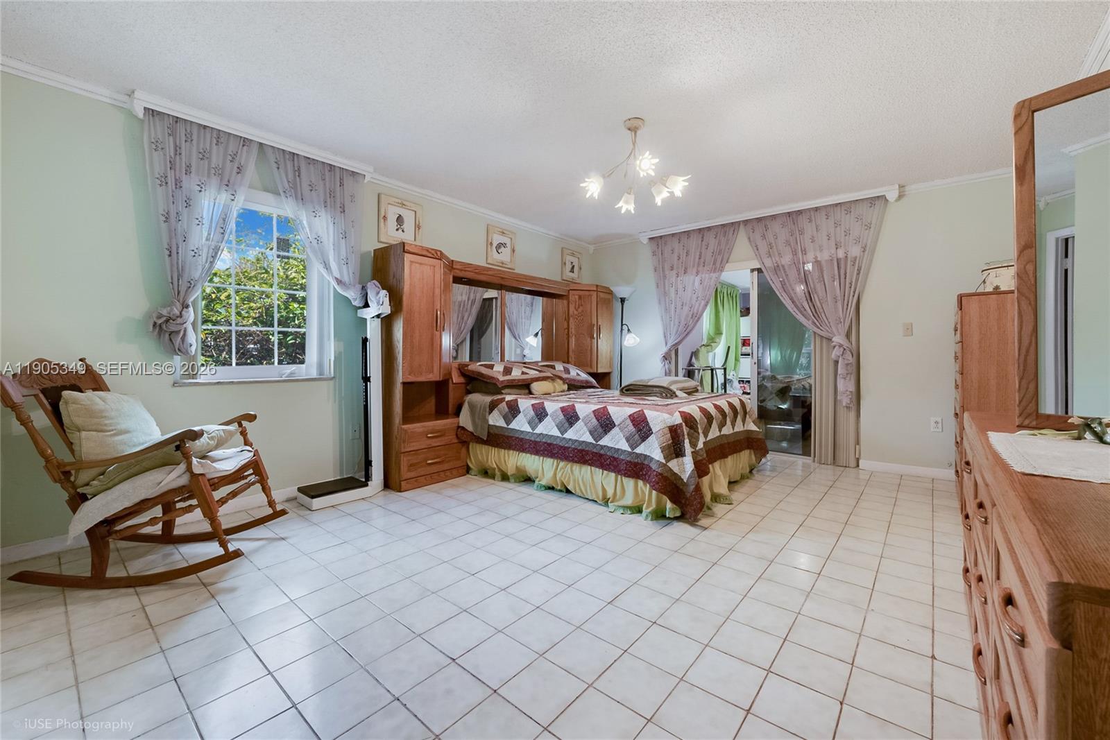 9500 SW 79th St, Miami FL 33173