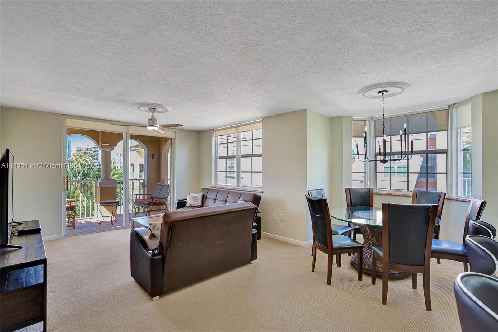 19877 E Country Club Dr #3607, Aventura FL 33180