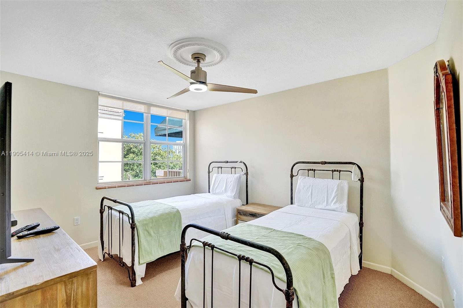 19877 E Country Club Dr #3607, Aventura FL 33180