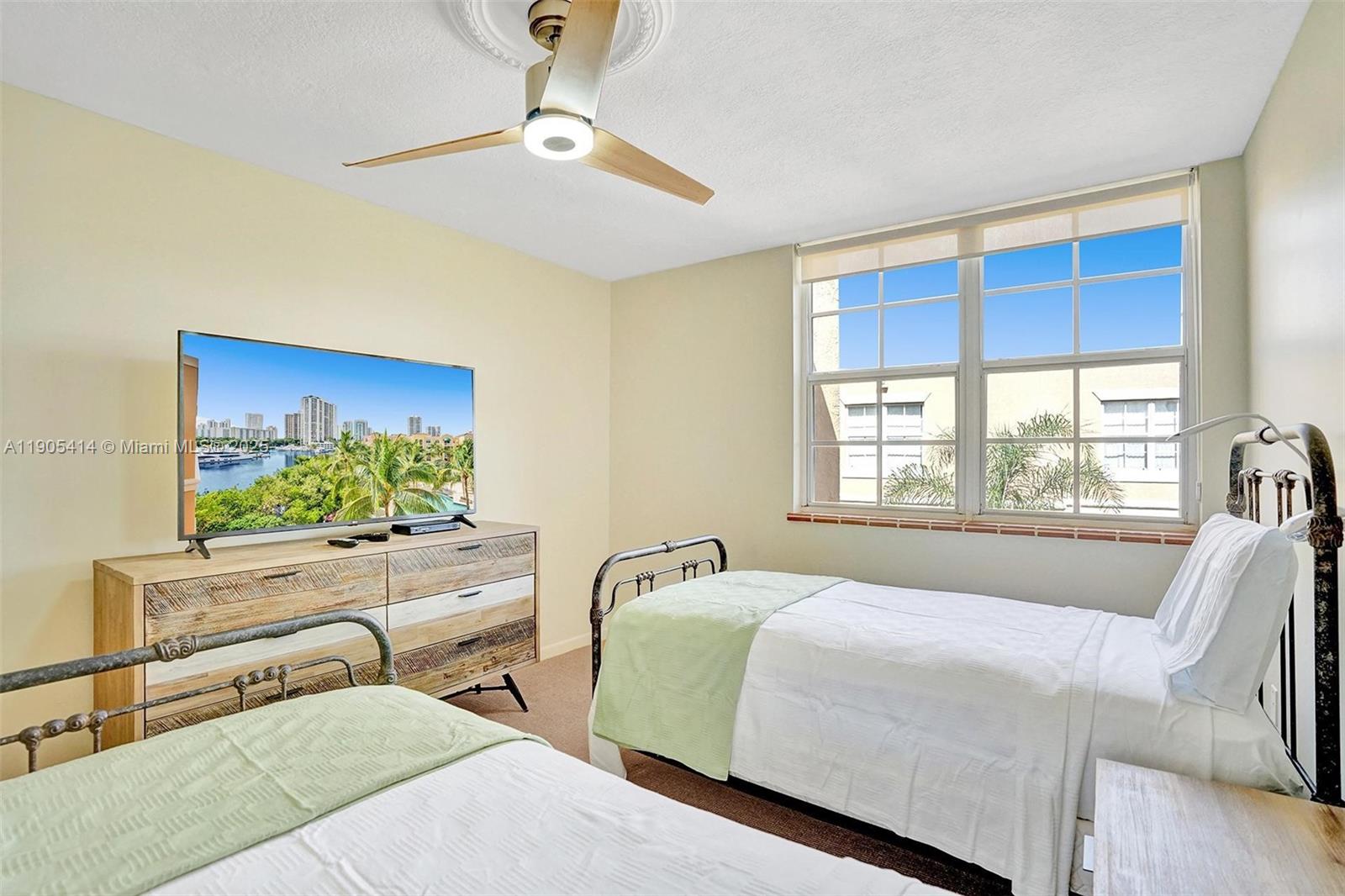 19877 E Country Club Dr #3607, Aventura FL 33180