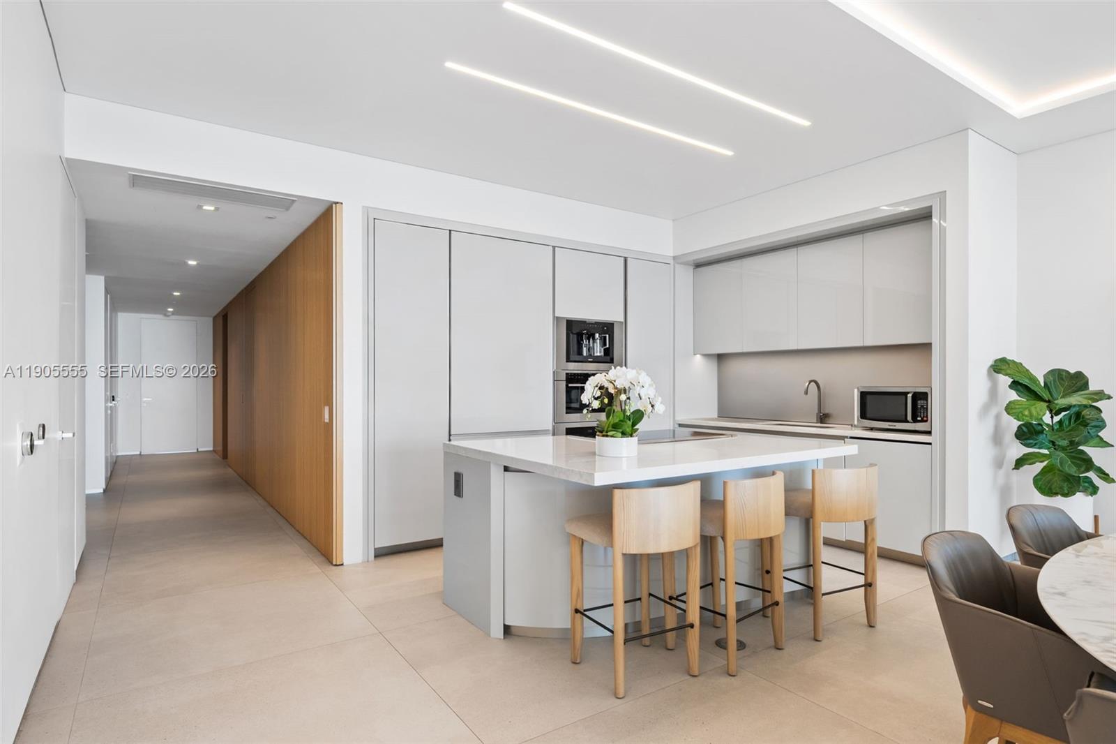 18975 Collins Ave #401, Sunny Isles Beach FL 33160