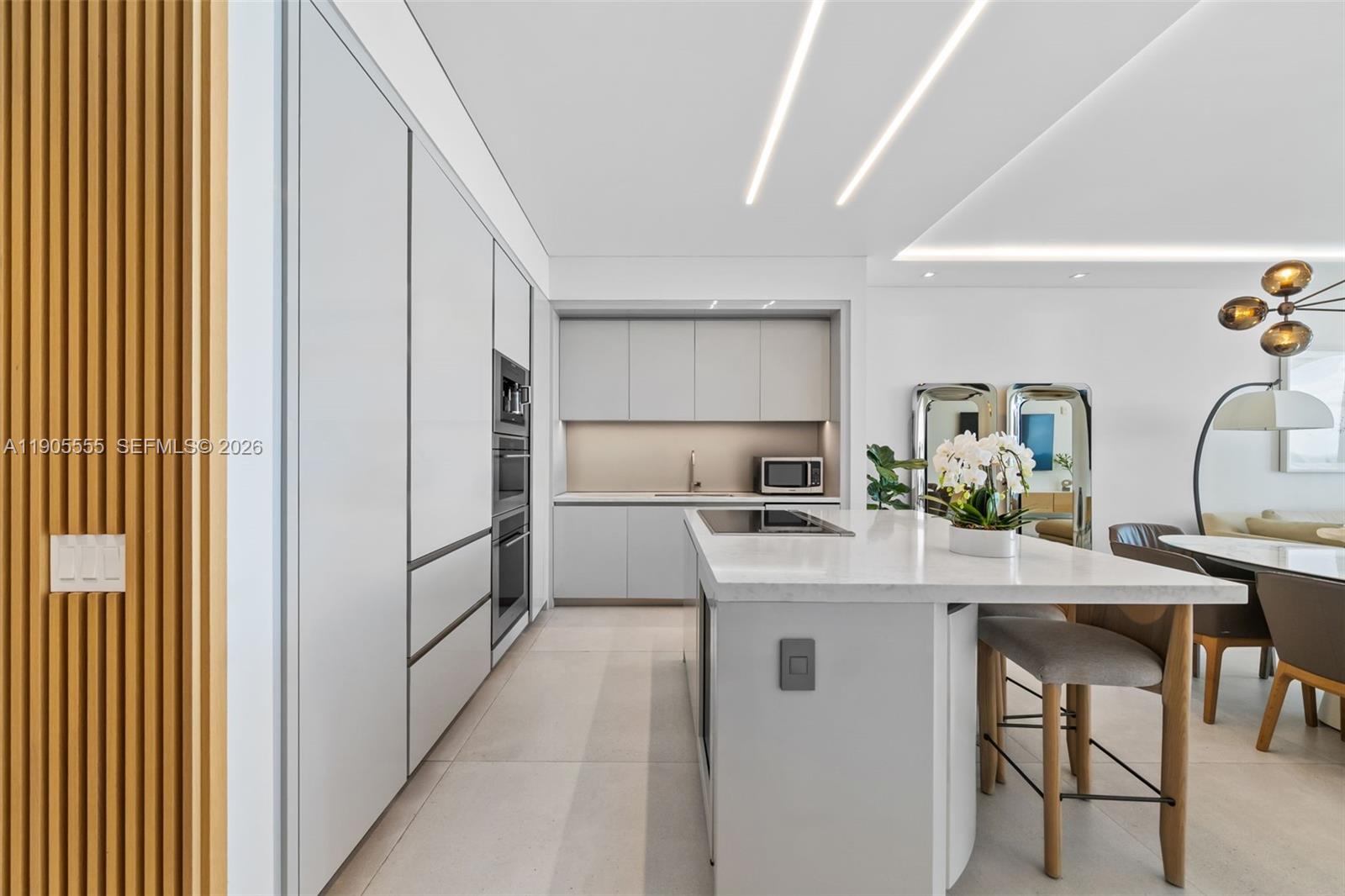 18975 Collins Ave #401, Sunny Isles Beach FL 33160
