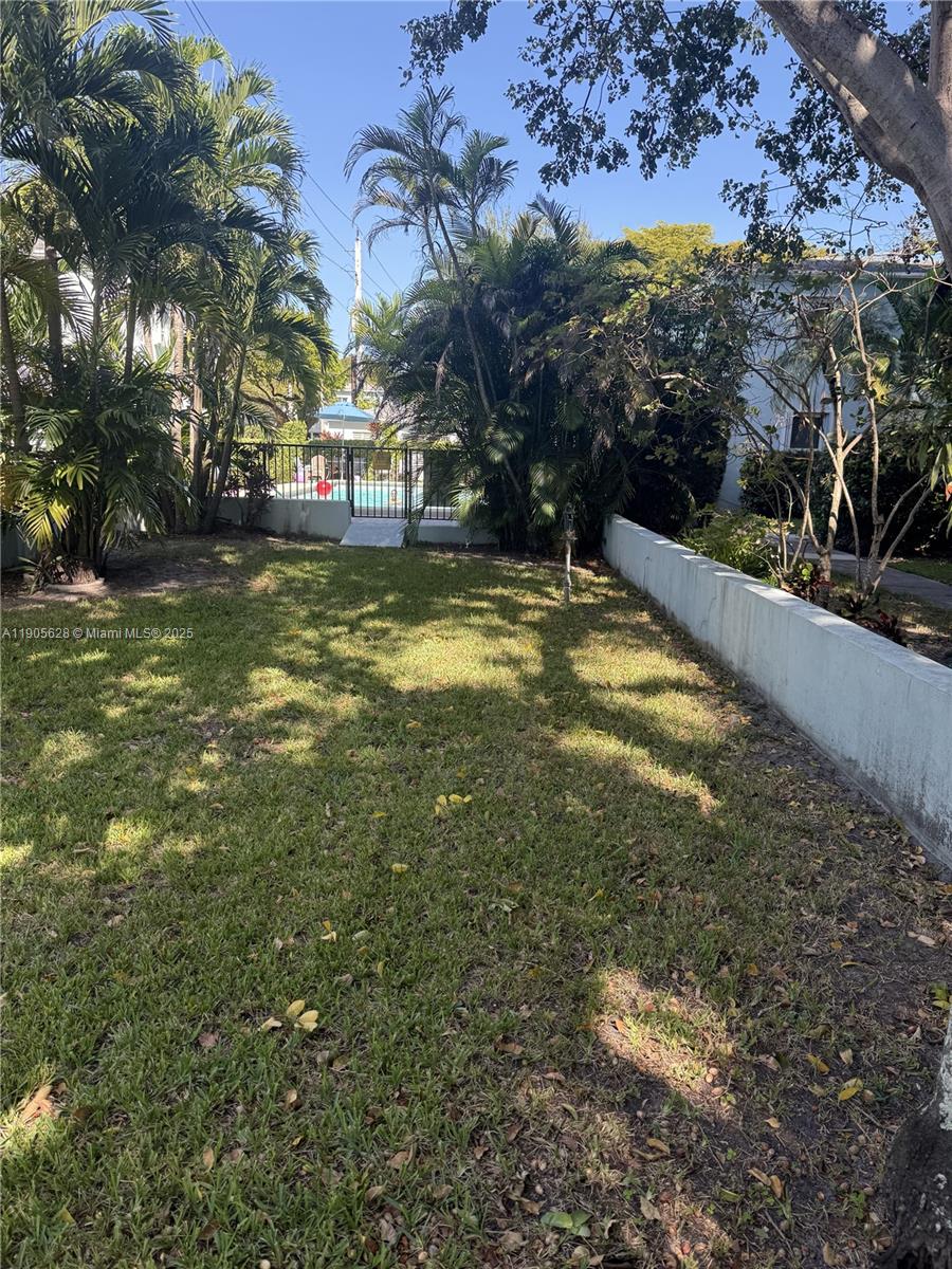 7700 SW 56th Ave #4, Miami FL 33143