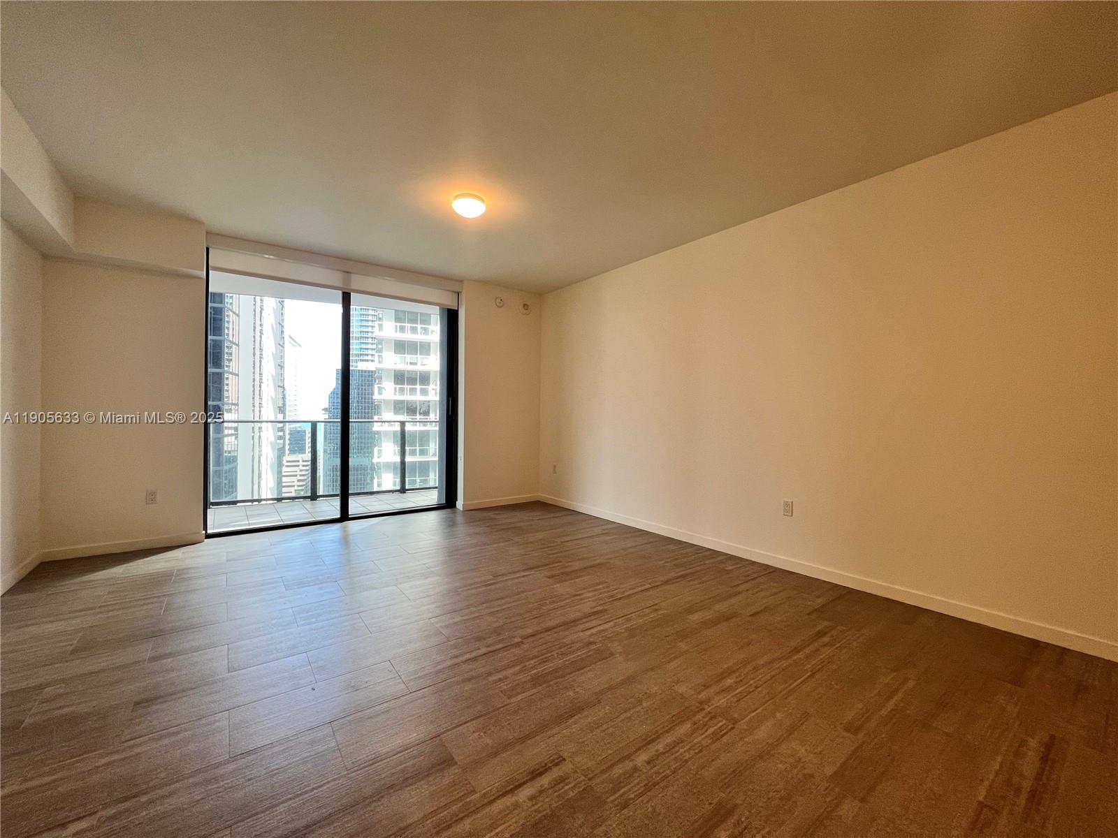 1000 Brickell Plz #3503, Miami FL 33131