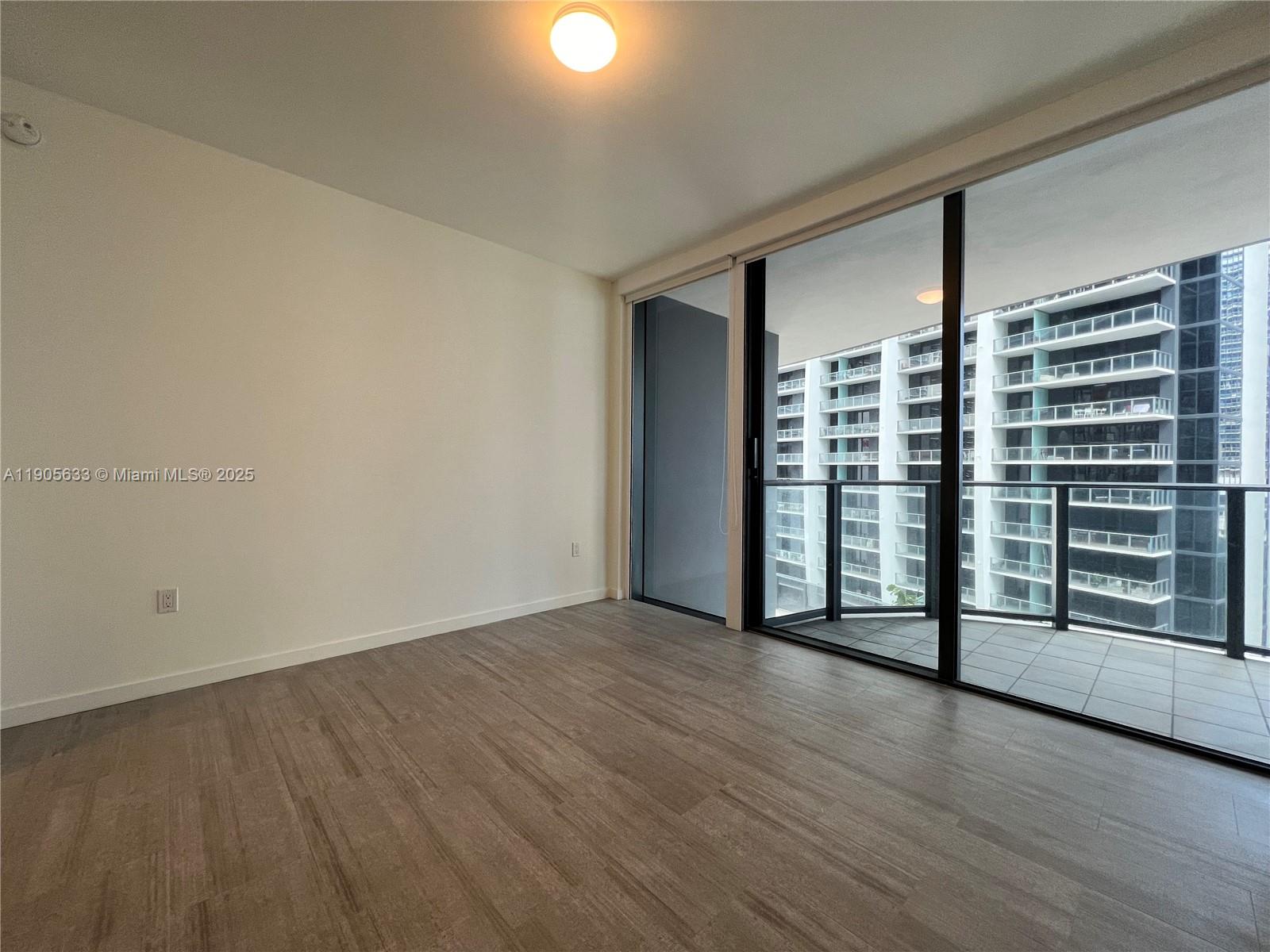 1000 Brickell Plz #3503, Miami FL 33131