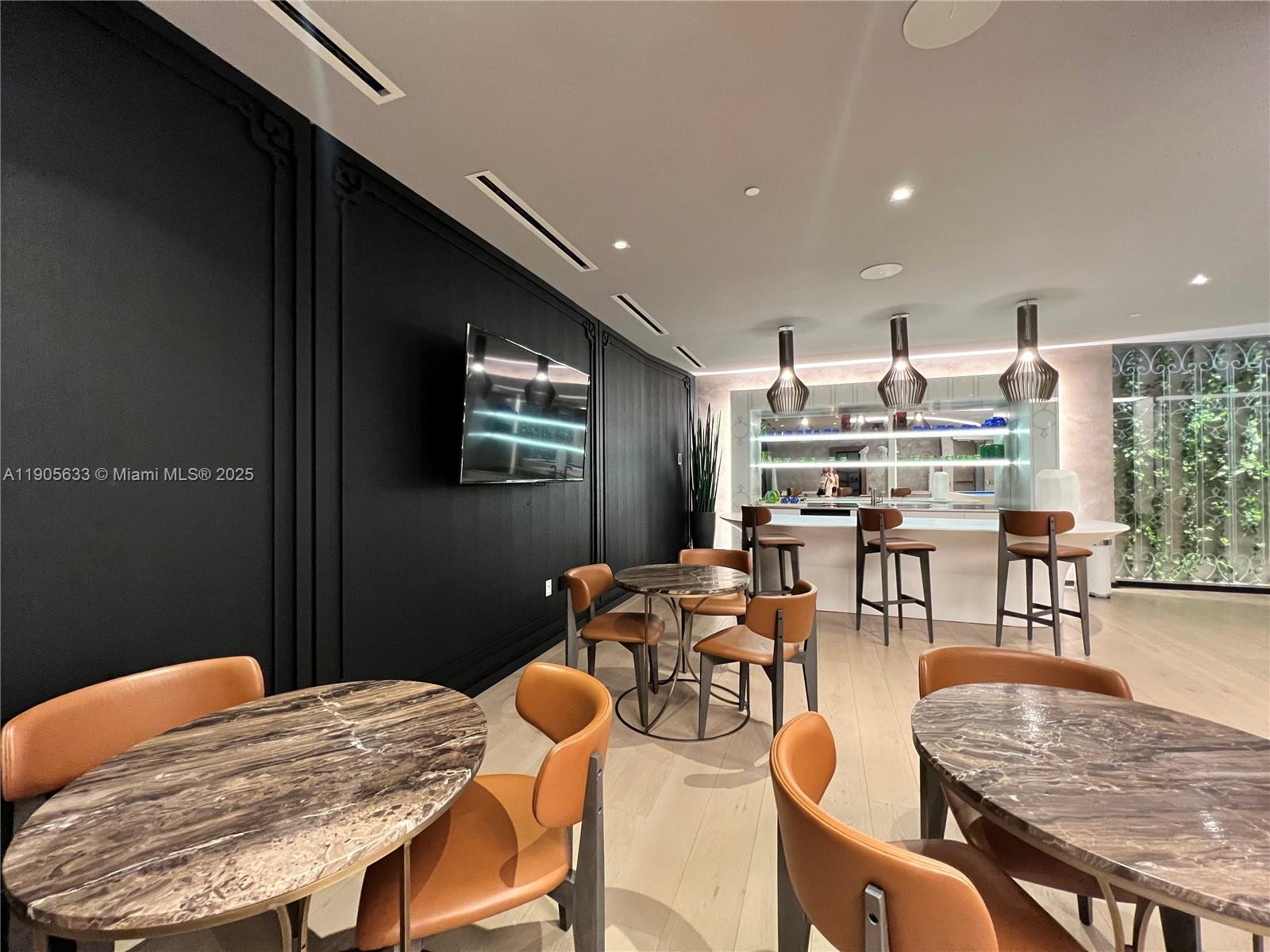 1000 Brickell Plz #3503, Miami FL 33131